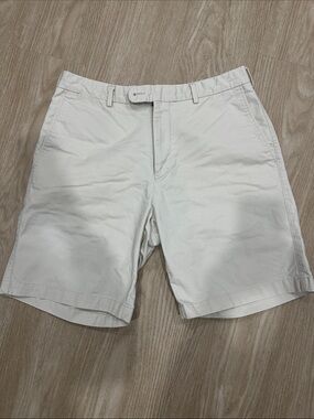 Peter Millar | Classic Men's Cotton Chino Shorts (size 33 waist)